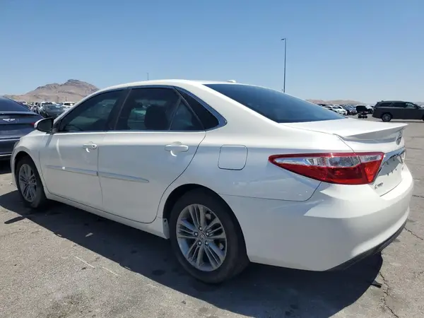 4T1BF1FK2HU288030 2017 TOYOTA CAMRY - Image 2