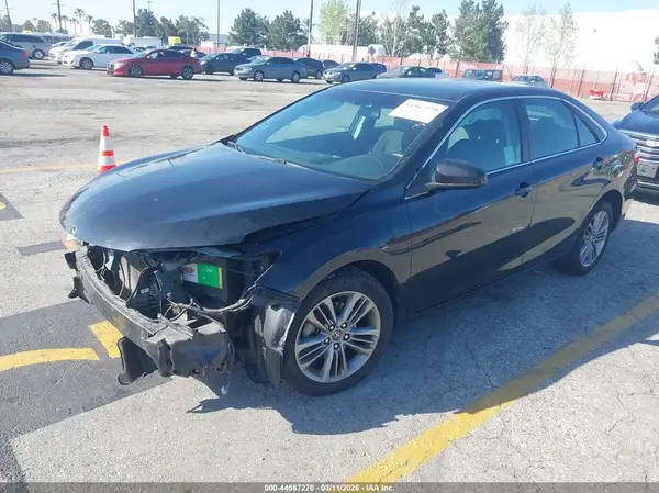4T1BF1FK2HU288383 2017 TOYOTA CAMRY - Image 2