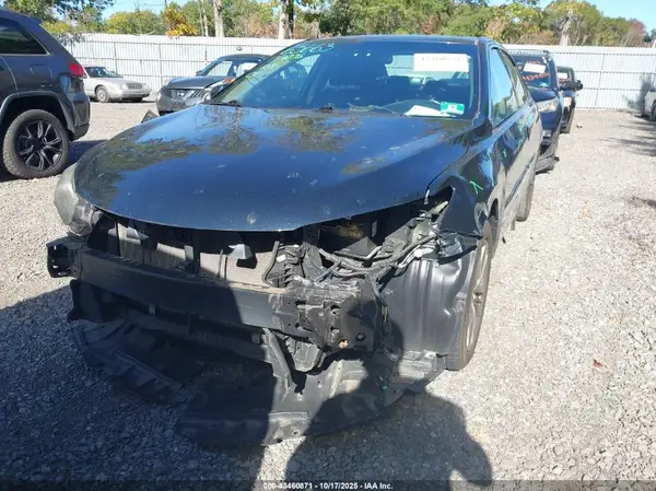 4T1BF1FK2HU300046 2017 TOYOTA CAMRY - Image 2