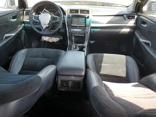 4T1BF1FK2HU302685 2017 TOYOTA CAMRY - Image 8
