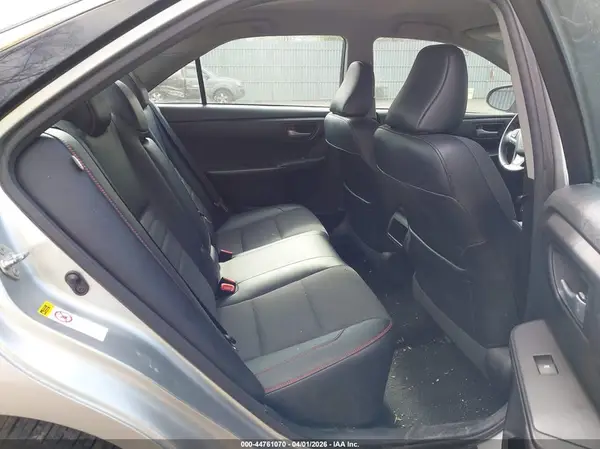 4T1BF1FK2HU308812 2017 TOYOTA CAMRY - Image 8