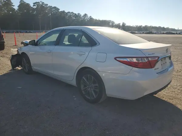 4T1BF1FK2HU314223 2017 TOYOTA CAMRY - Image 2