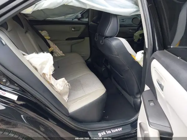 4T1BF1FK2HU315744 2017 TOYOTA CAMRY - Image 8