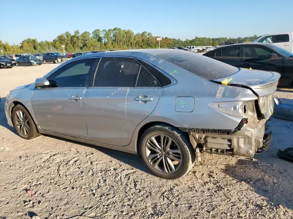 4T1BF1FK2HU316196 2017 TOYOTA CAMRY - Image 2
