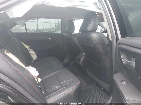 4T1BF1FK2HU318126 2017 TOYOTA CAMRY - Image 8