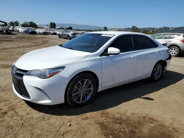 4T1BF1FK2HU321351 2017 TOYOTA CAMRY - Image 1