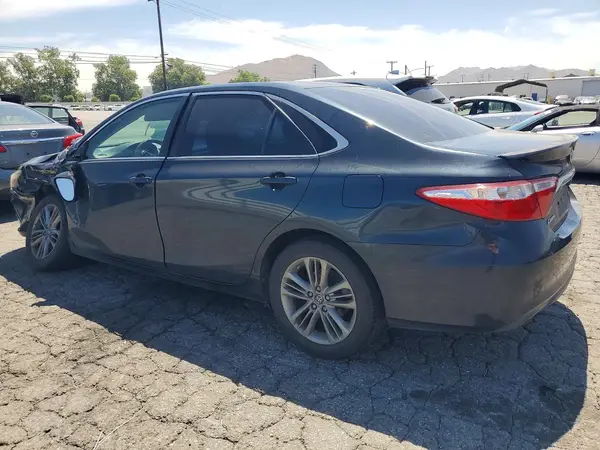4T1BF1FK2HU337453 2017 TOYOTA CAMRY - Image 2