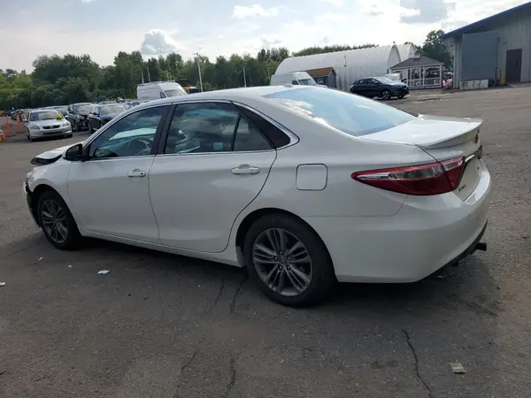 4T1BF1FK2HU343558 2017 TOYOTA CAMRY - Image 2