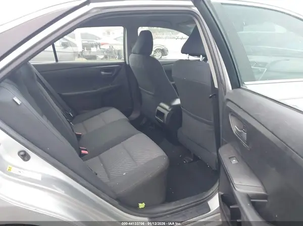 4T1BF1FK2HU343656 2017 TOYOTA CAMRY - Image 8