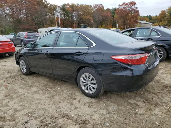 4T1BF1FK2HU344211 2017 TOYOTA CAMRY - Image 2