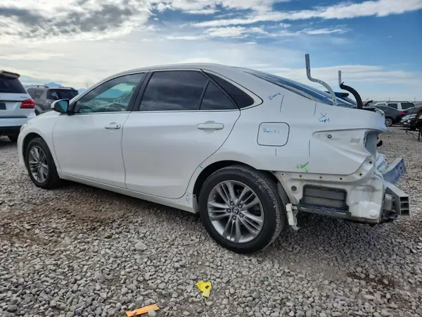 4T1BF1FK2HU344466 2017 TOYOTA CAMRY - Image 2
