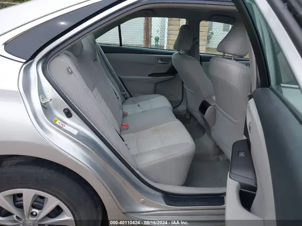4T1BF1FK2HU347125 2017 TOYOTA CAMRY - Image 8
