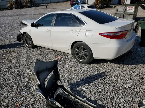 4T1BF1FK2HU354222 2017 TOYOTA CAMRY - Image 2