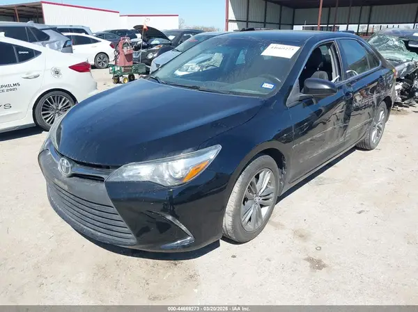4T1BF1FK2HU356276 2017 TOYOTA CAMRY - Image 2