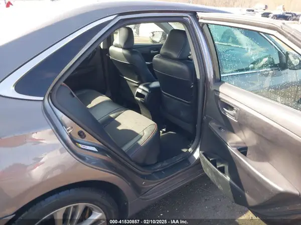 4T1BF1FK2HU361722 2017 TOYOTA CAMRY - Image 8