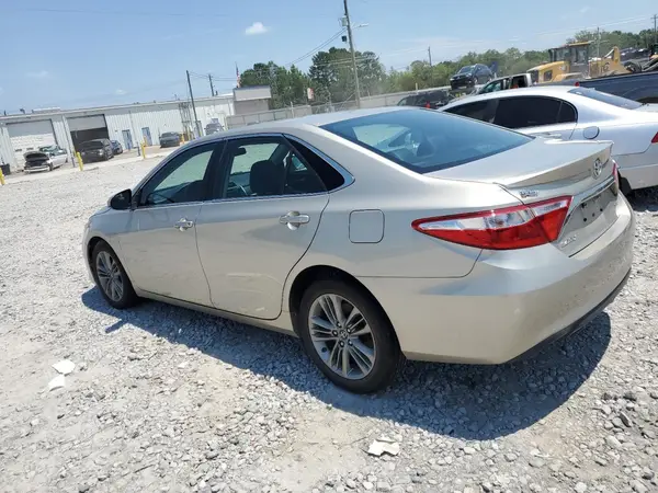 4T1BF1FK2HU365303 2017 TOYOTA CAMRY - Image 2