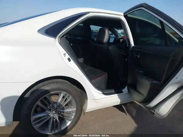 4T1BF1FK2HU365849 2017 TOYOTA CAMRY - Image 8