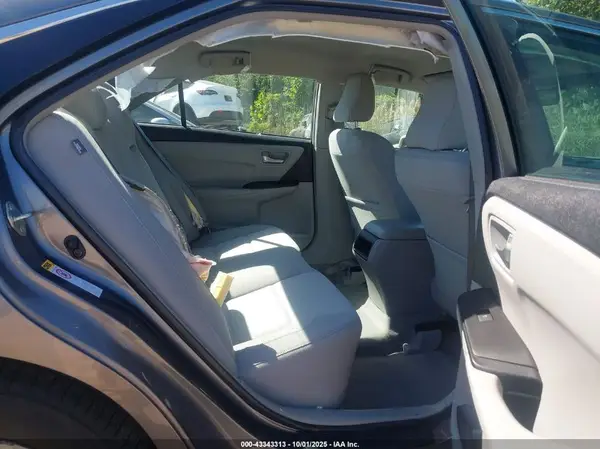 4T1BF1FK2HU370923 2017 TOYOTA CAMRY - Image 8