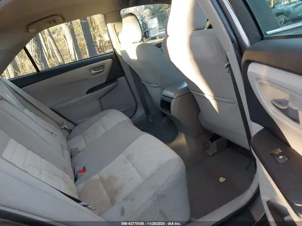 4T1BF1FK2HU374146 2017 TOYOTA CAMRY - Image 8