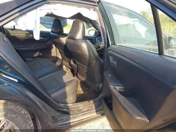 4T1BF1FK2HU375104 2017 TOYOTA CAMRY - Image 8