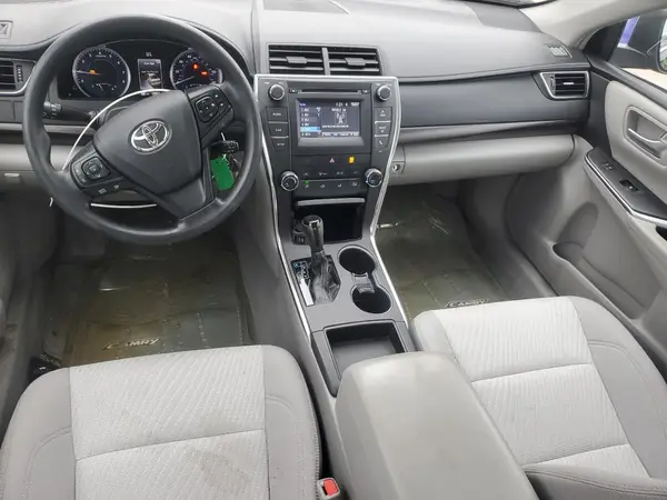 4T1BF1FK2HU375796 2017 TOYOTA CAMRY - Image 8