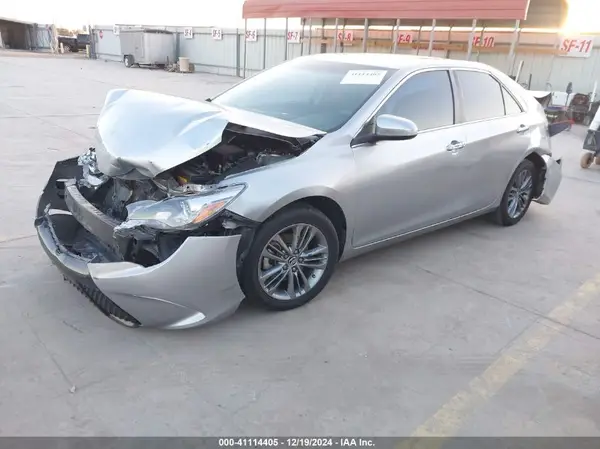 4T1BF1FK2HU376446 2017 TOYOTA CAMRY - Image 2