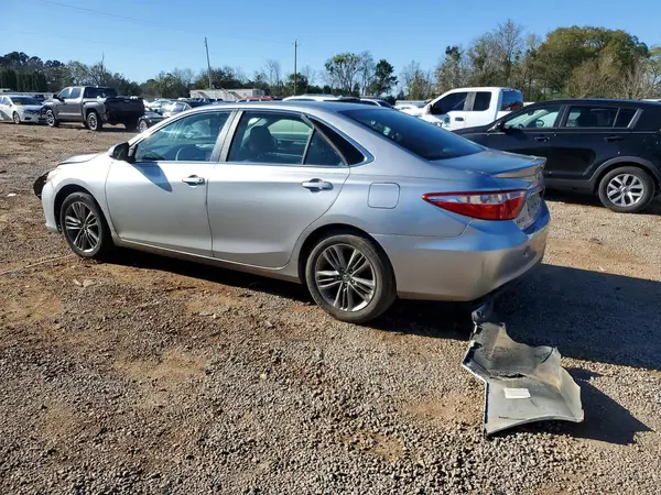 4T1BF1FK2HU376687 2017 TOYOTA CAMRY - Image 2