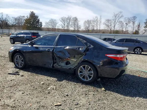 4T1BF1FK2HU381761 2017 TOYOTA CAMRY - Image 2