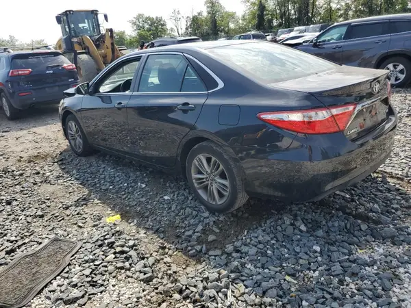 4T1BF1FK2HU386118 2017 TOYOTA CAMRY - Image 2
