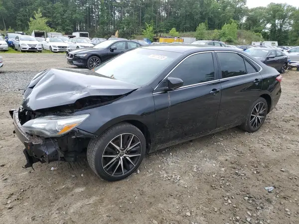 4T1BF1FK2HU387284 2017 TOYOTA CAMRY - Image 1