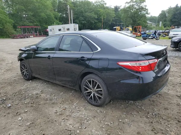4T1BF1FK2HU387284 2017 TOYOTA CAMRY - Image 2