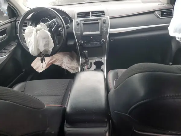 4T1BF1FK2HU390637 2017 TOYOTA CAMRY - Image 8