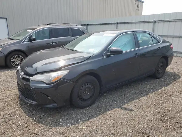 4T1BF1FK2HU393201 2017 TOYOTA CAMRY - Image 1