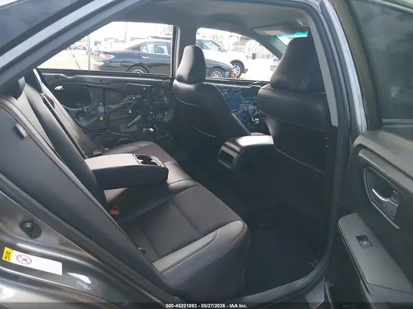 4T1BF1FK2HU393330 2017 TOYOTA CAMRY - Image 8