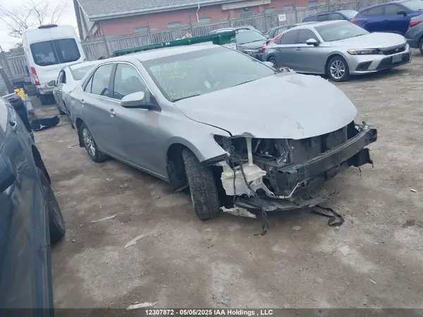4T1BF1FK2HU401491 2017 TOYOTA CAMRY - Image 1