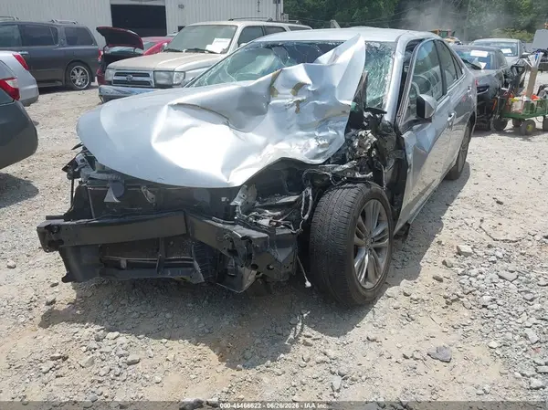4T1BF1FK2HU404410 2017 TOYOTA CAMRY - Image 2