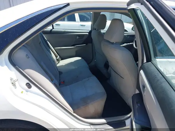 4T1BF1FK2HU404844 2017 TOYOTA CAMRY - Image 8