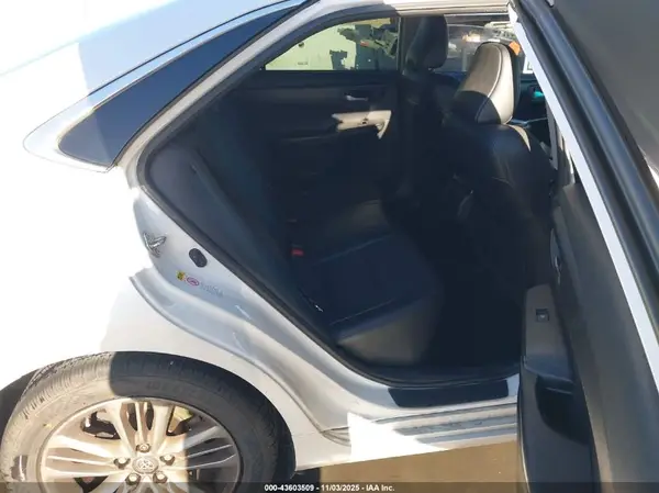 4T1BF1FK2HU406321 2017 TOYOTA CAMRY - Image 8