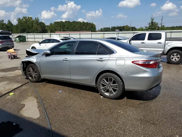 4T1BF1FK2HU409901 2017 TOYOTA CAMRY - Image 2