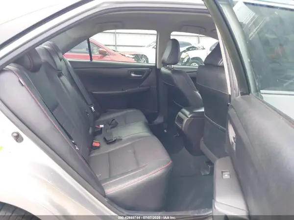4T1BF1FK2HU412359 2017 TOYOTA CAMRY - Image 8