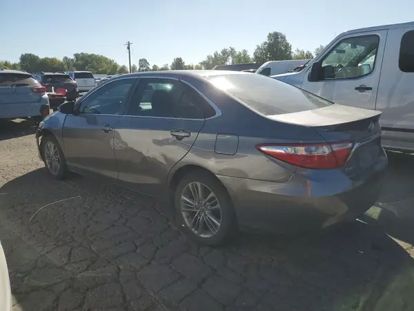 4T1BF1FK2HU414578 2017 TOYOTA CAMRY - Image 2