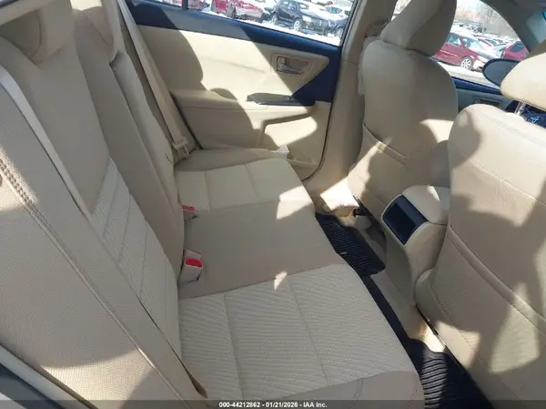 4T1BF1FK2HU415519 2017 TOYOTA CAMRY - Image 8