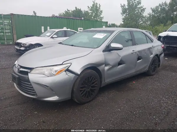 4T1BF1FK2HU416234 2017 TOYOTA CAMRY - Image 2