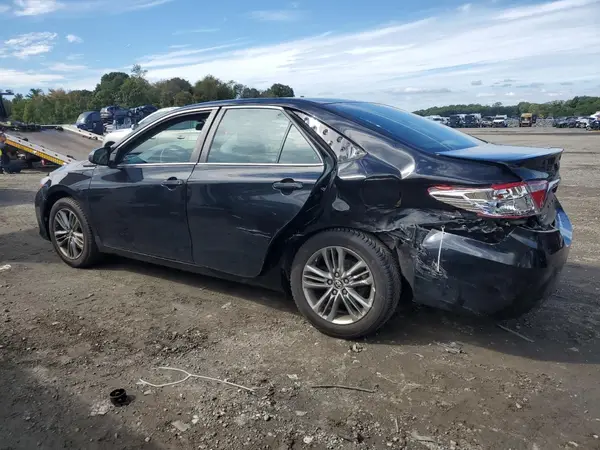 4T1BF1FK2HU421630 2017 TOYOTA CAMRY - Image 2