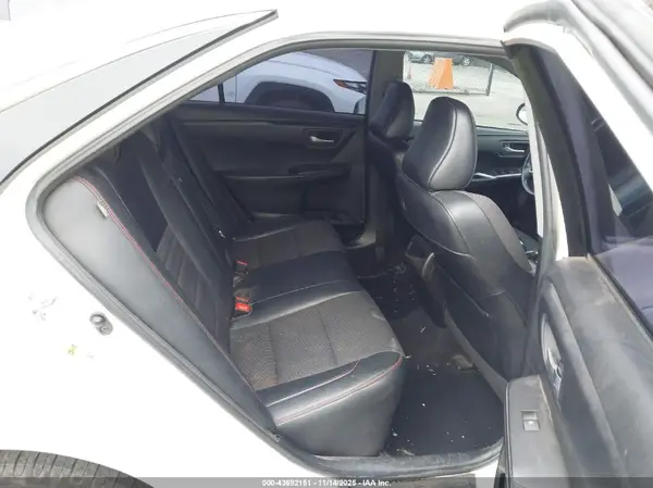 4T1BF1FK2HU422549 2017 TOYOTA CAMRY - Image 8