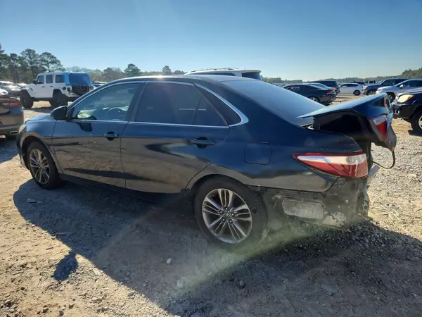 4T1BF1FK2HU424401 2017 TOYOTA CAMRY - Image 2