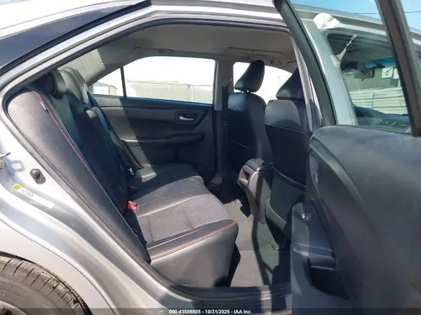 4T1BF1FK2HU425578 2017 TOYOTA CAMRY - Image 8
