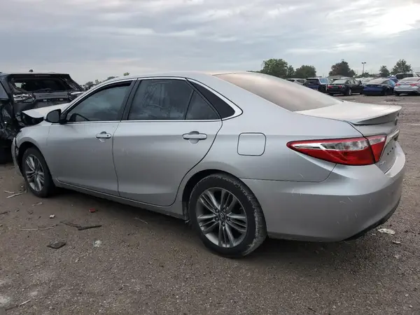 4T1BF1FK2HU425743 2017 TOYOTA CAMRY - Image 2