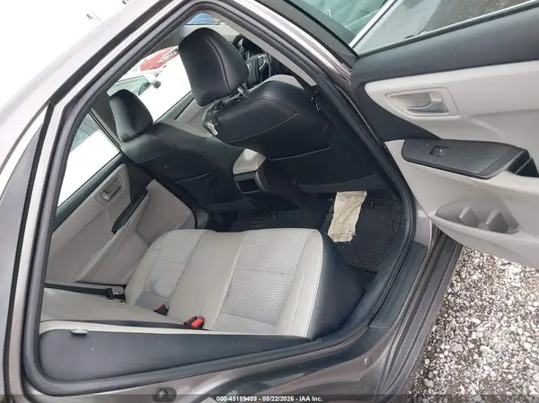 4T1BF1FK2HU428285 2017 TOYOTA CAMRY - Image 8