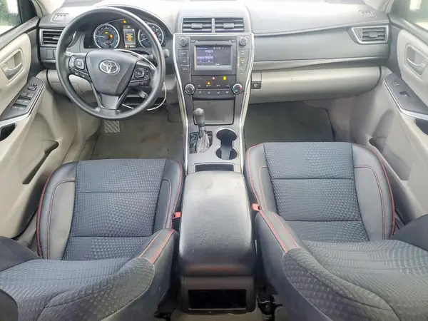 4T1BF1FK2HU429016 2017 TOYOTA CAMRY - Image 8